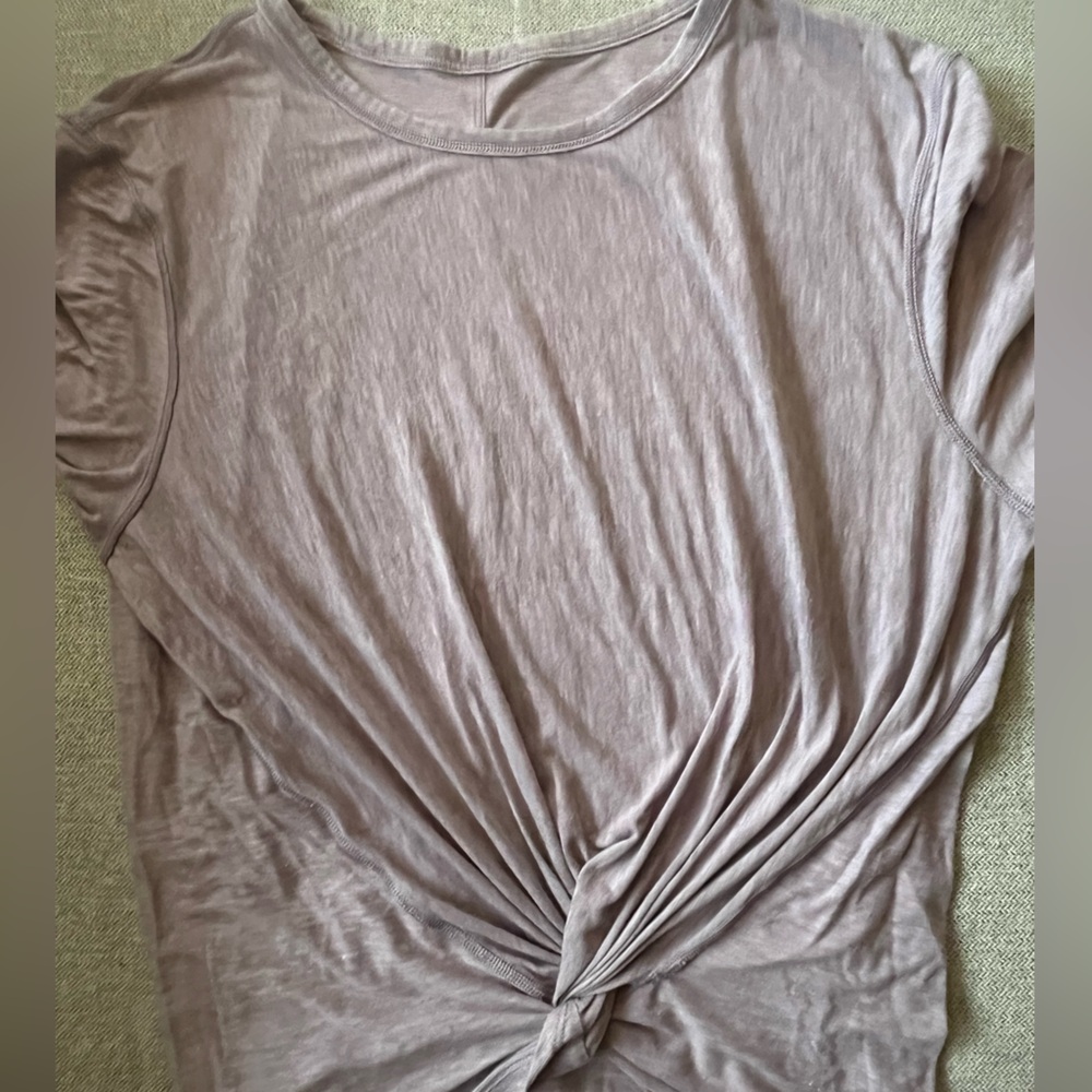 lululemon athletica Short Sleeve Tee in Lavender